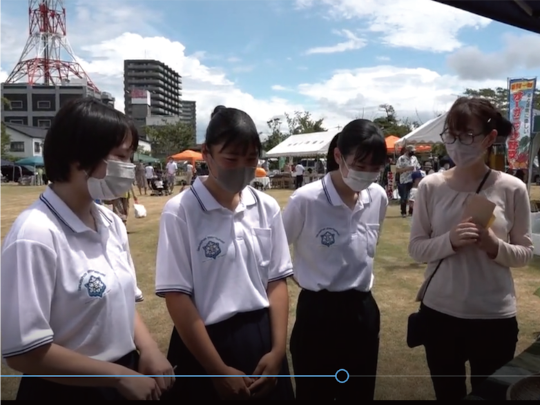 出店ブースを訪問