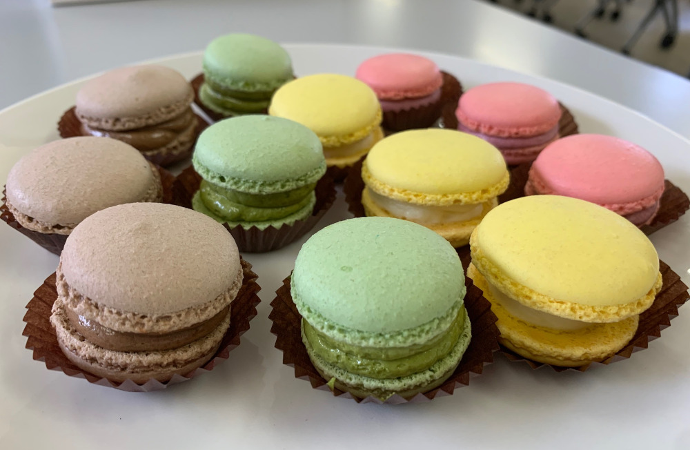 オリジナルマカロン「カラコロン」